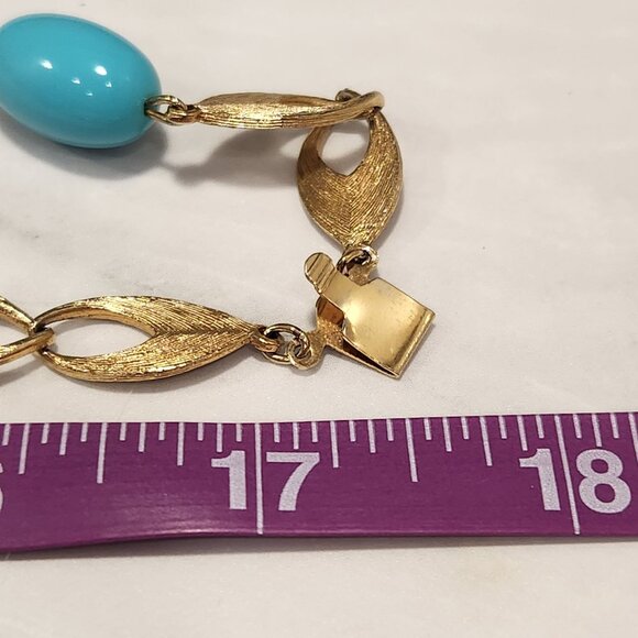 Vintage Gold-Tone & Turquoise Beaded Necklace With Matching Clip-On Earrings Set - Picture 16 of 16
